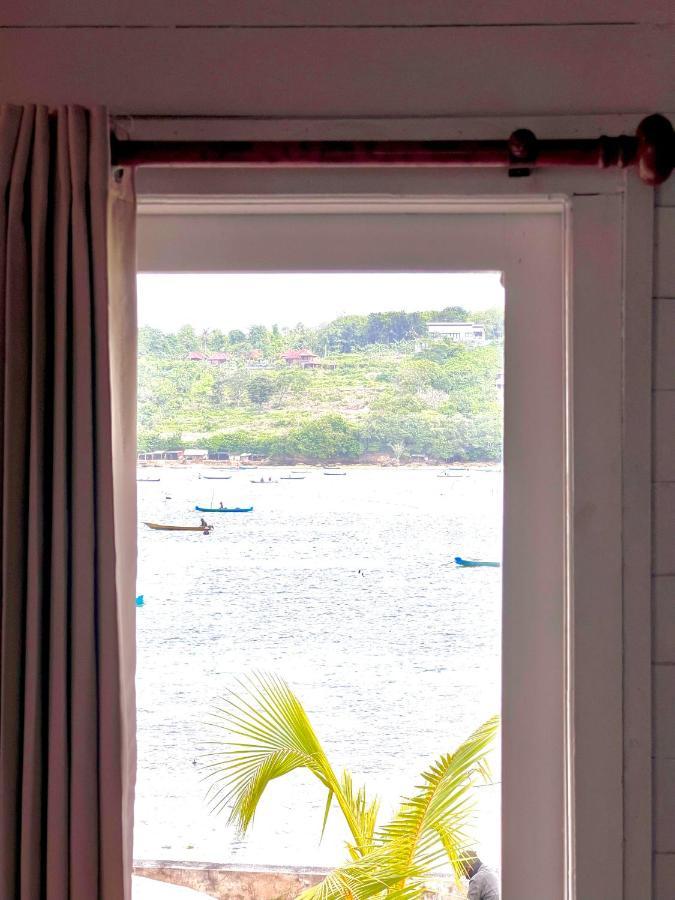 Mista Ceningan'S Beach Bungalows Previously The Kubu 221 Lembongan Buitenkant foto