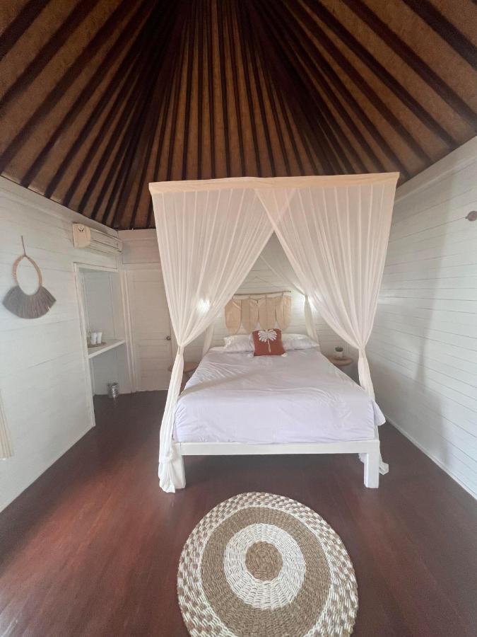 Mista Ceningan'S Beach Bungalows Previously The Kubu 221 Lembongan Buitenkant foto