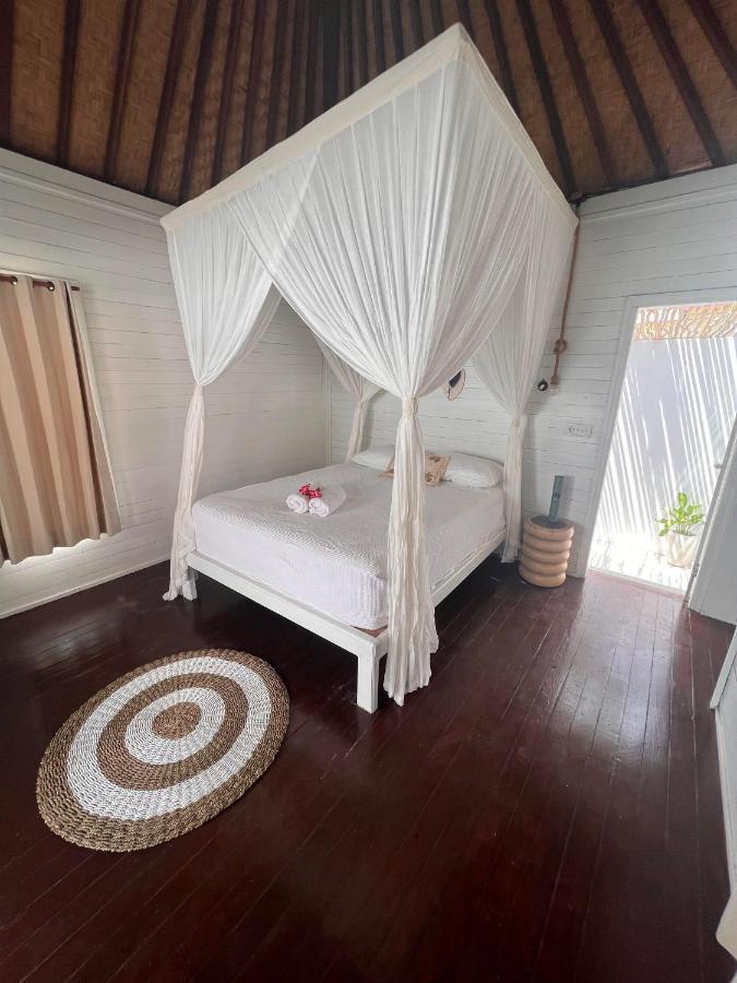 Mista Ceningan'S Beach Bungalows Previously The Kubu 221 Lembongan Buitenkant foto